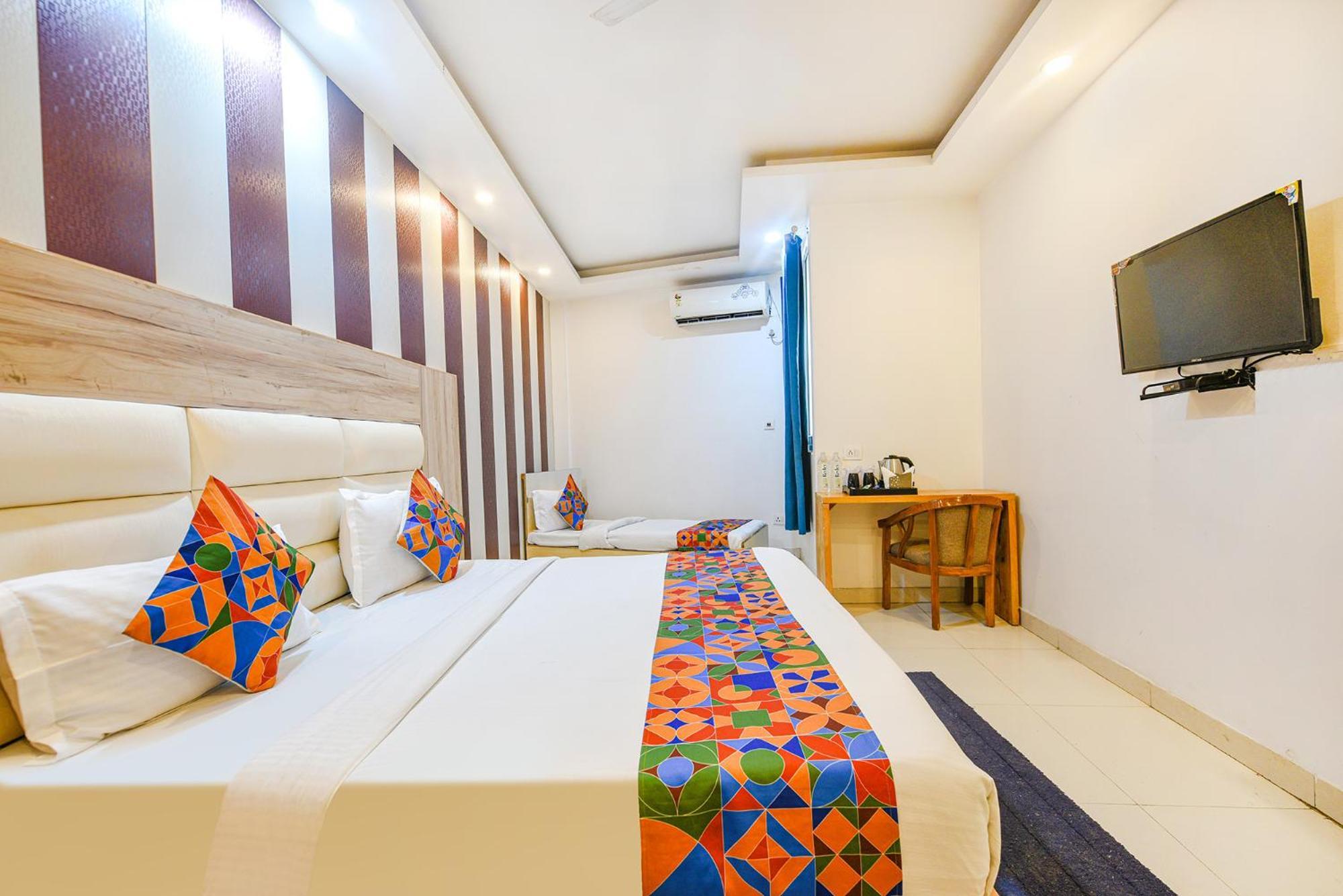 Fabhotel Aman Inn Near Igi Airport Új-Delhi Kültér fotó