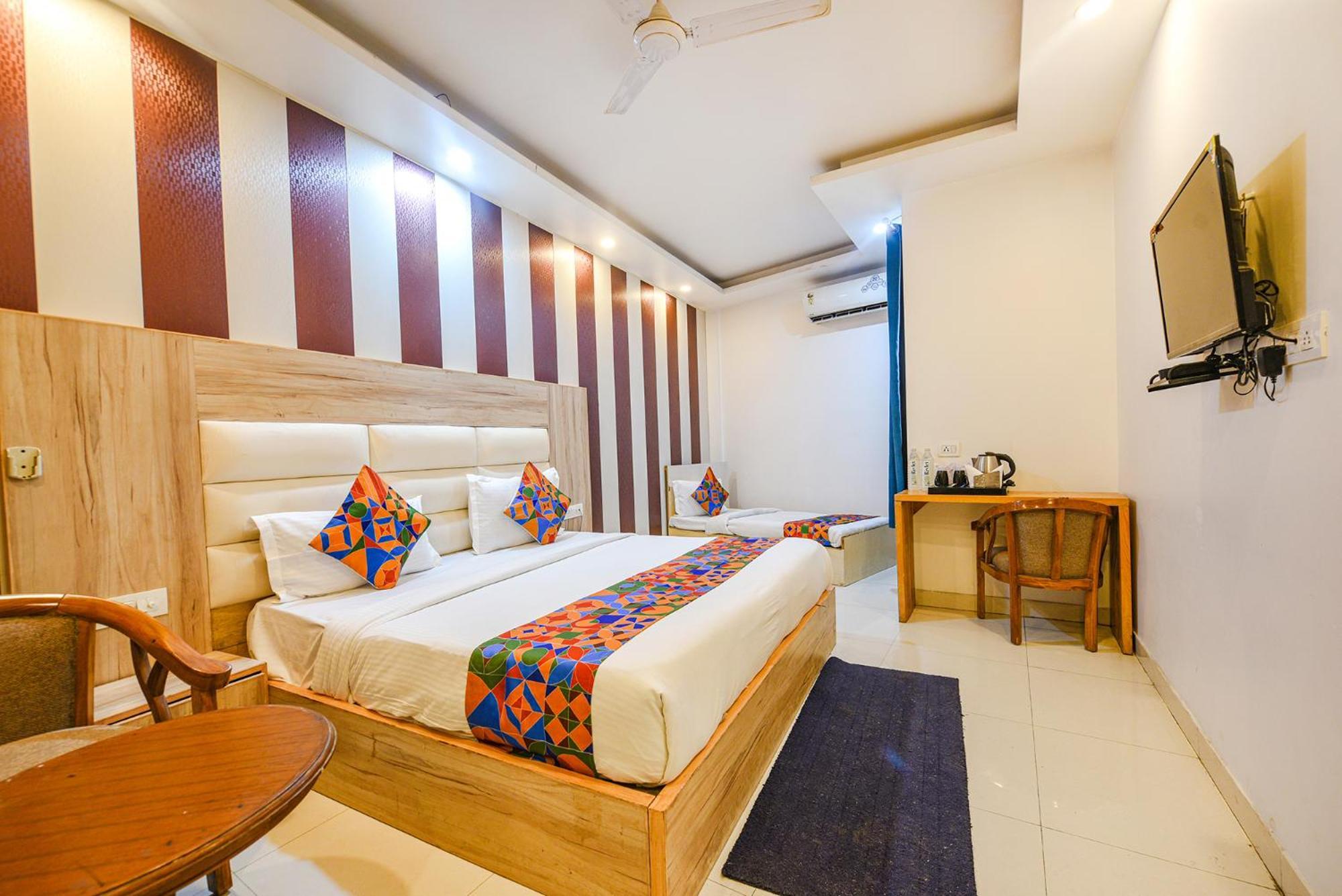 Fabhotel Aman Inn Near Igi Airport Új-Delhi Kültér fotó