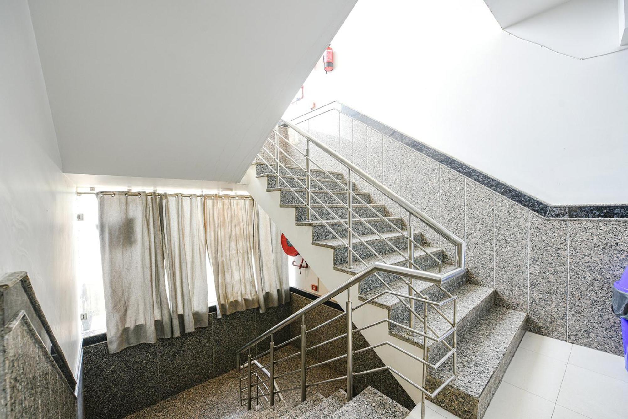 Fabhotel Aman Inn Near Igi Airport Új-Delhi Kültér fotó