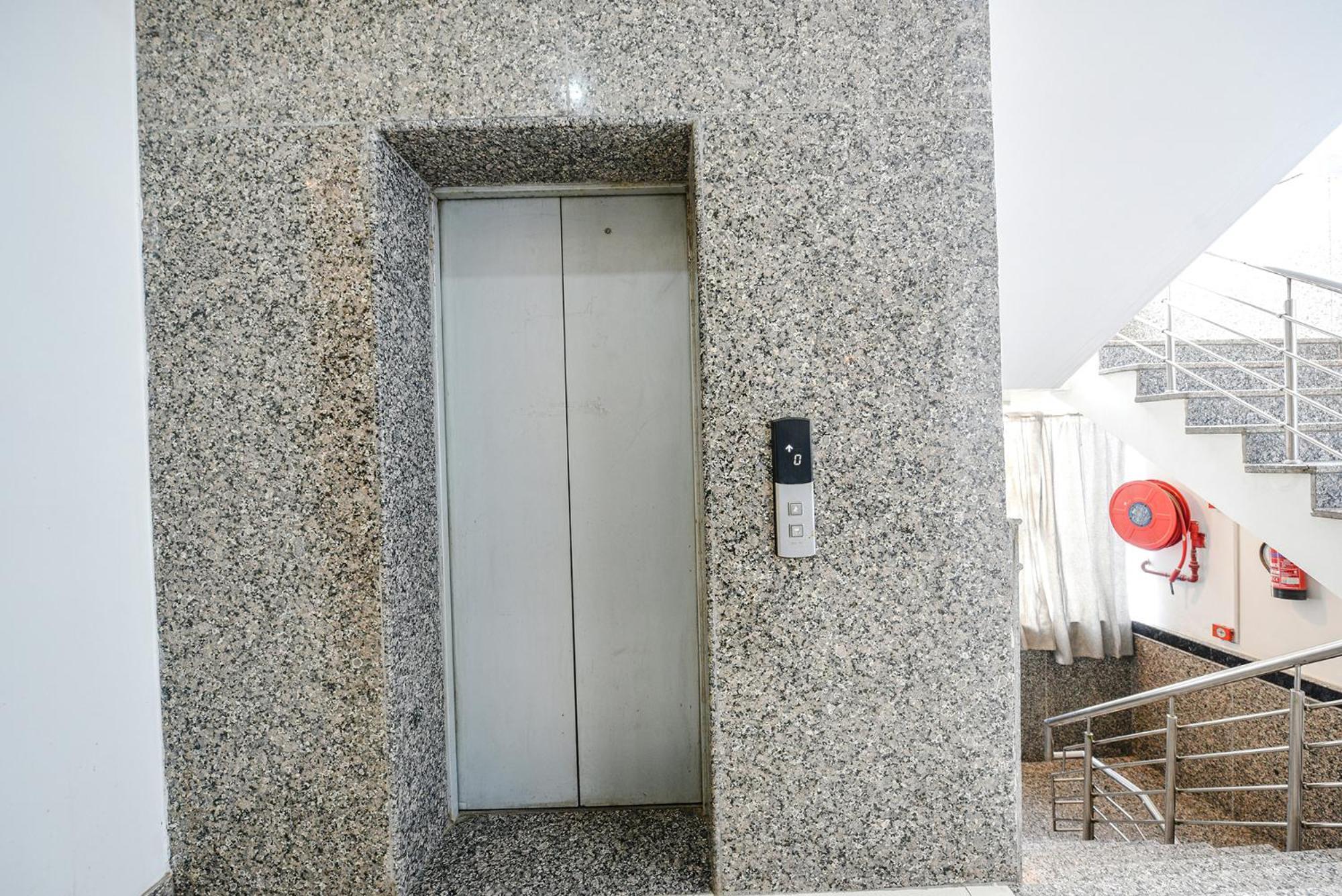 Fabhotel Aman Inn Near Igi Airport Új-Delhi Kültér fotó