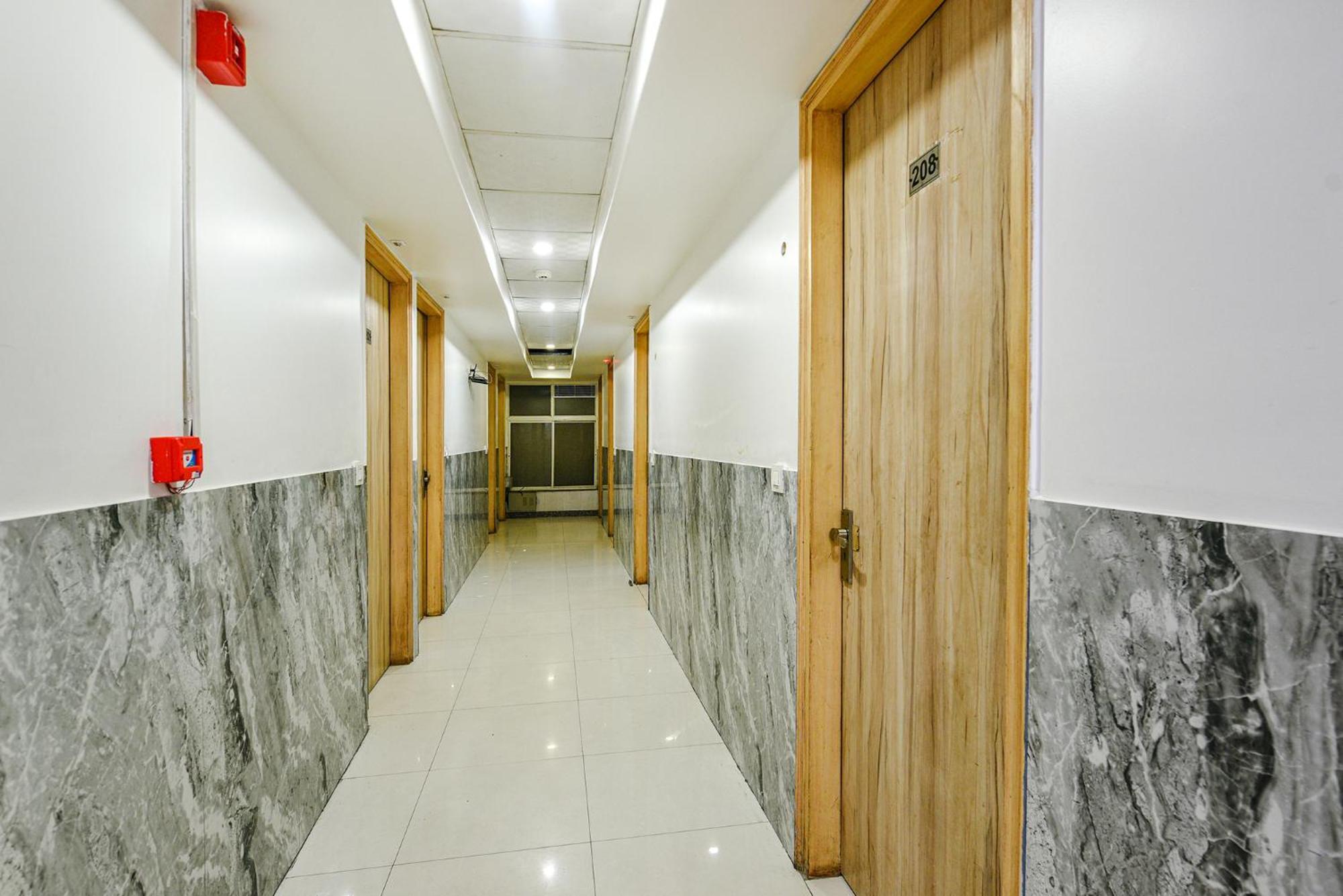 Fabhotel Aman Inn Near Igi Airport Új-Delhi Kültér fotó