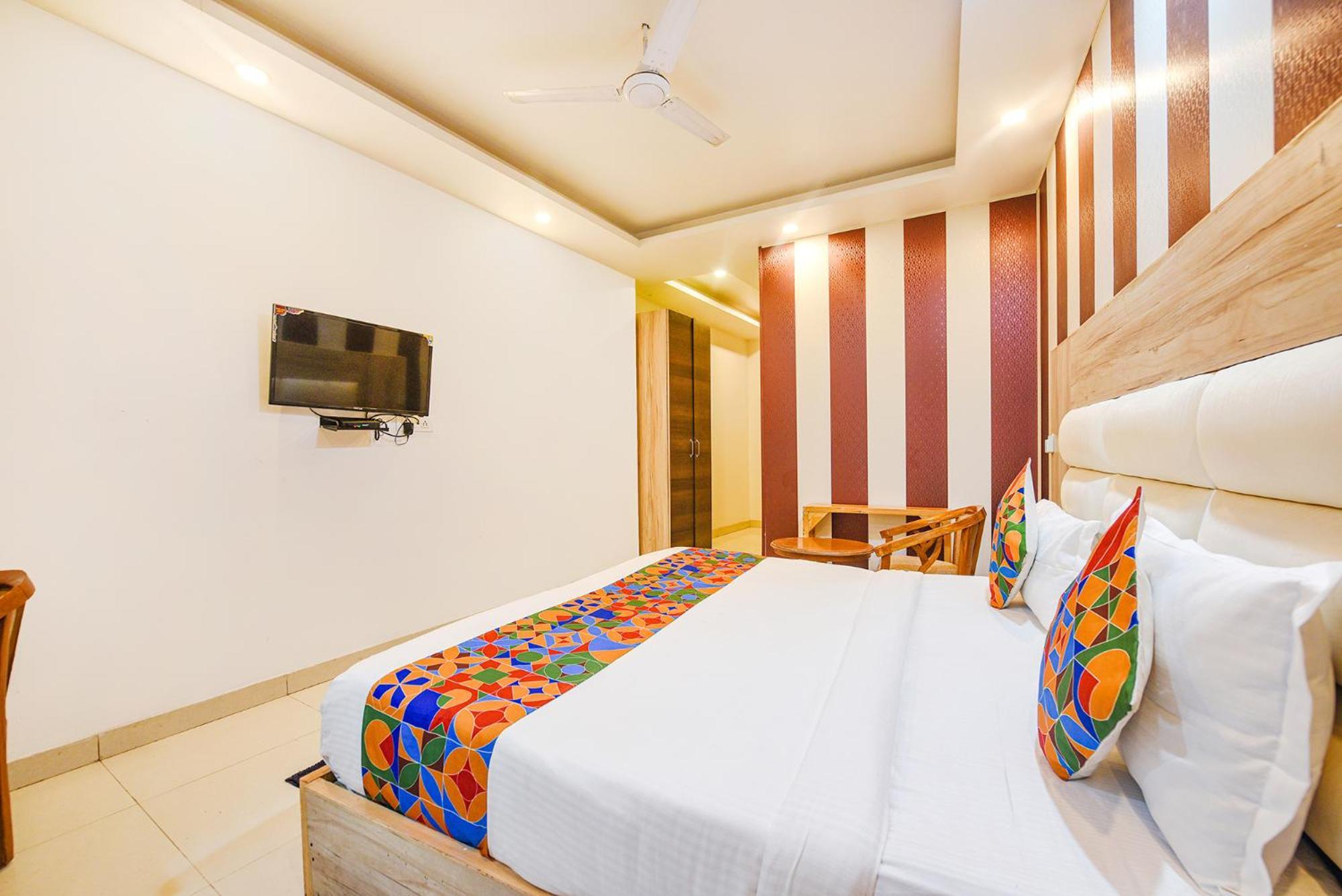 Fabhotel Aman Inn Near Igi Airport Új-Delhi Kültér fotó