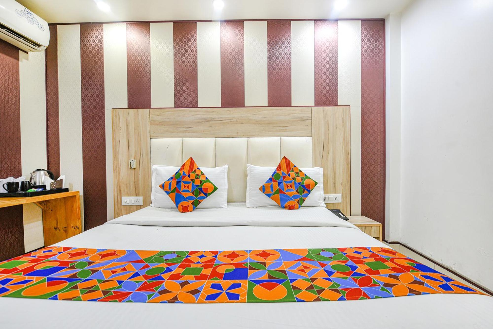 Fabhotel Aman Inn Near Igi Airport Új-Delhi Kültér fotó